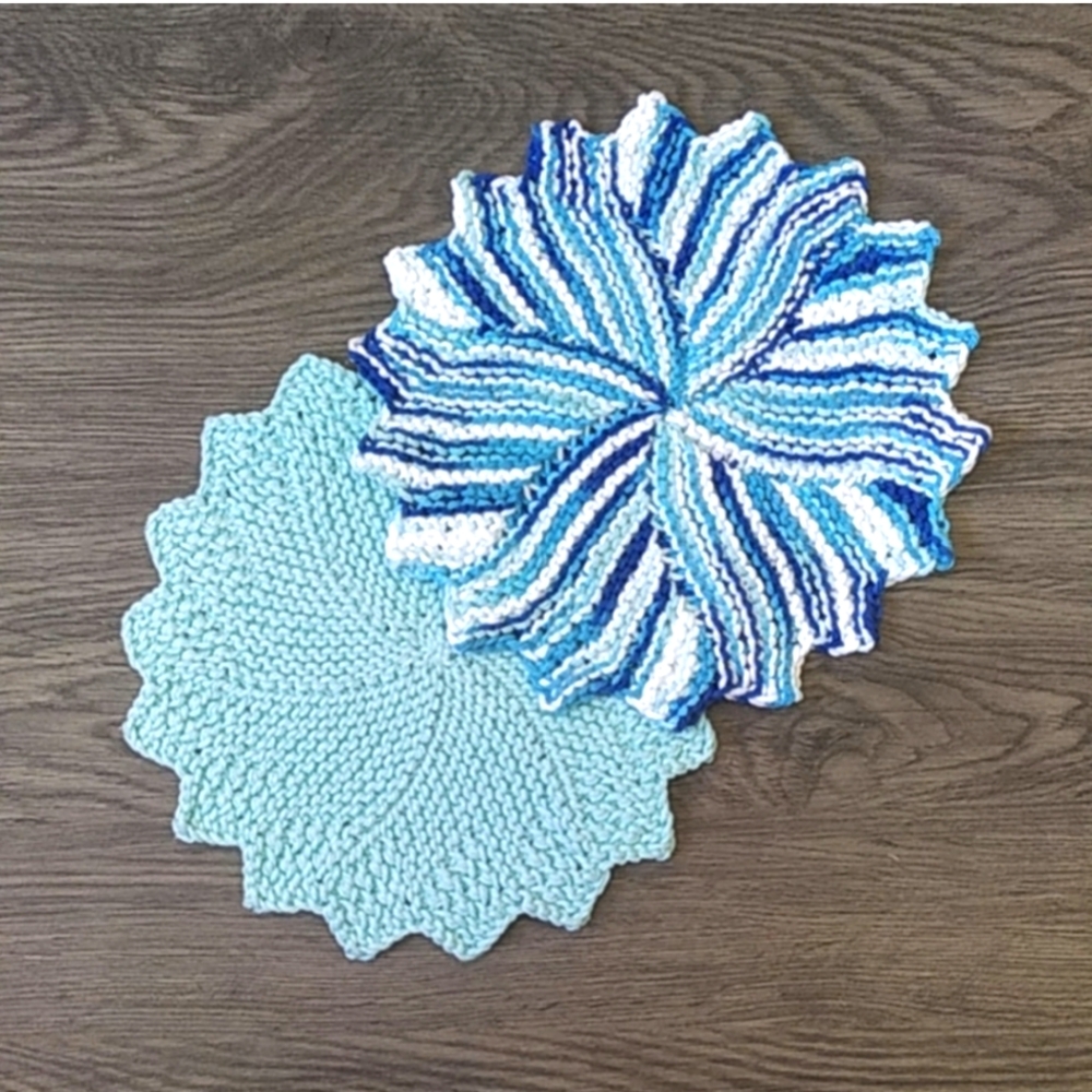 Hand Knit Sunburst Cloth